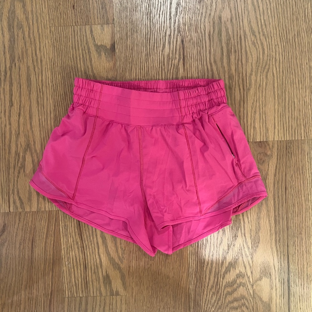 LULULEMON HIGH RISE SONIC PINK HOTTY HOTS 2.5